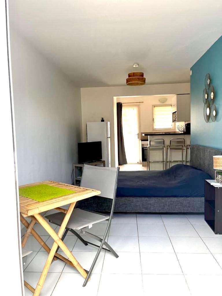 Studio - Residence Avec Piscine Сент-Анн Екстер'єр фото