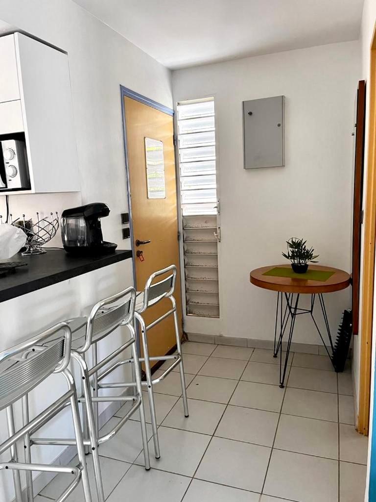 Studio - Residence Avec Piscine Сент-Анн Екстер'єр фото